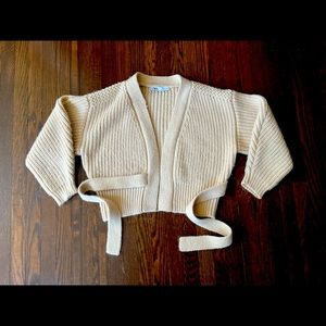 Super stylish beige knit cardigan from Zara, great condition! Size Small